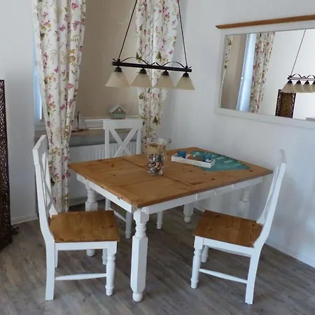 Buesumer Nest Comfortable Holiday home Busum